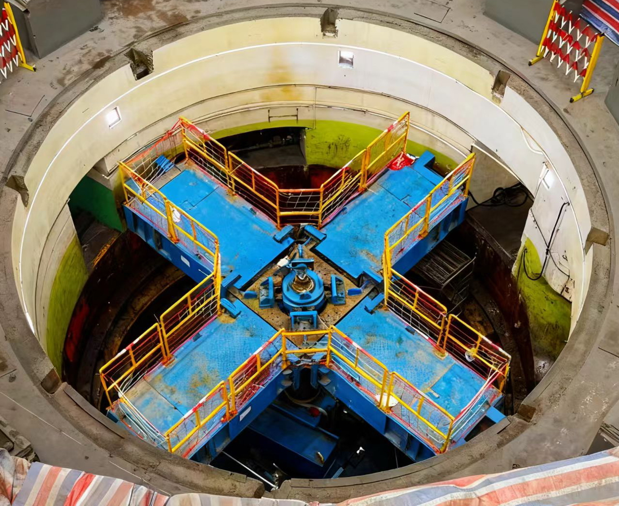 刘家峡水电厂:1号机组座环修复高效推进.jpg 刘家峡水电厂:1号机组座环修复高效推进.jpg