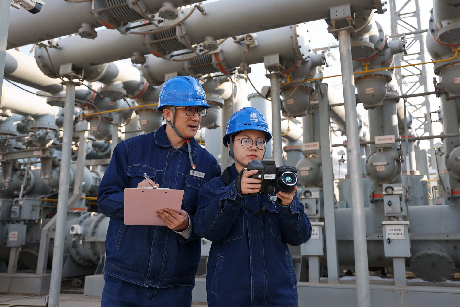 刘家峡水电厂：元旦保电告捷 守护万家灯火迎新年.jpg